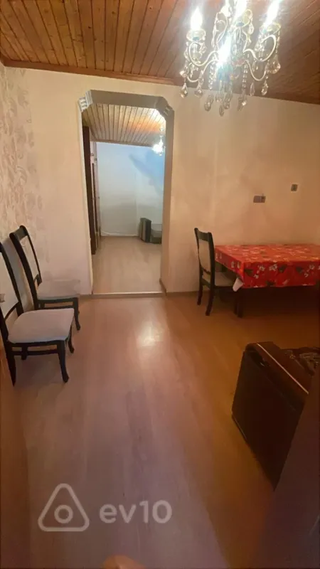 Kirayə verilir 2 otaqlı həyət evi 60 m²