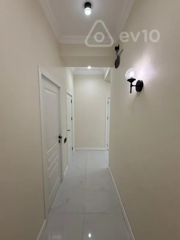 Satılır 3 otaqlı yeni tikili 106 m²