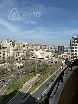 Satılır 3 otaqlı yeni tikili 137 m²