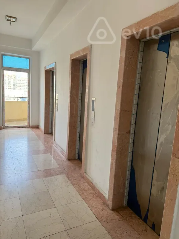 Satılır 3 otaqlı yeni tikili 137 m²