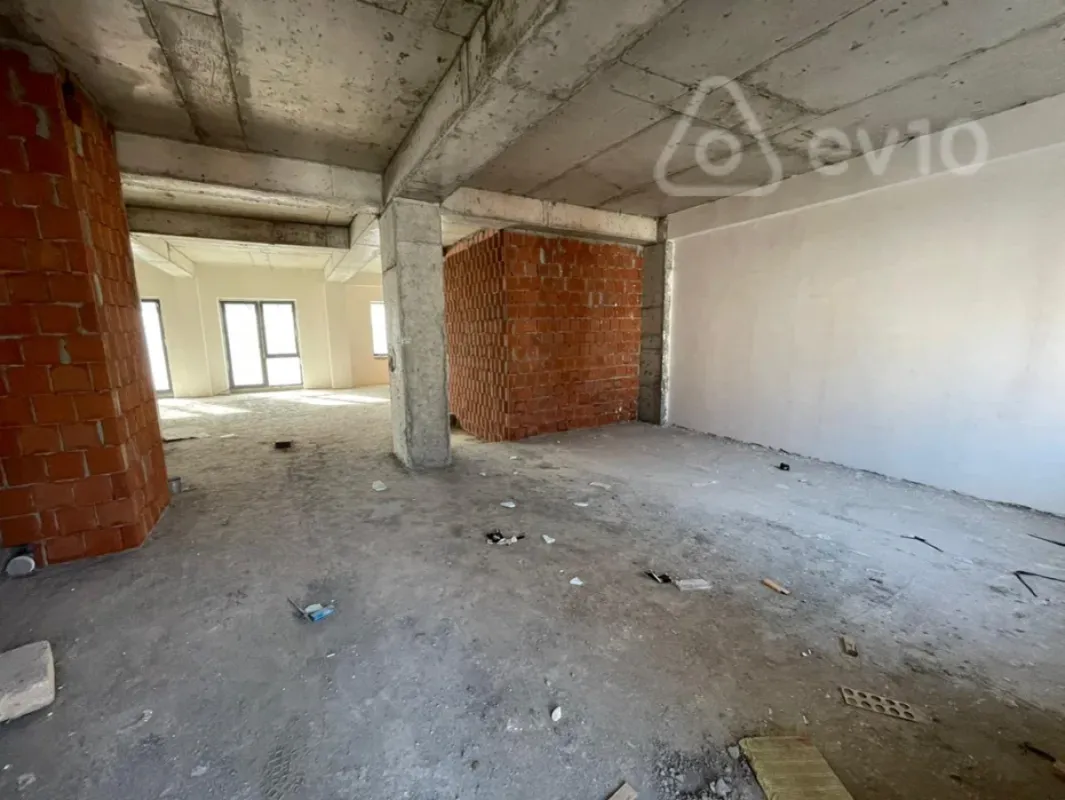 Satılır 4 otaqlı yeni tikili 136 m²