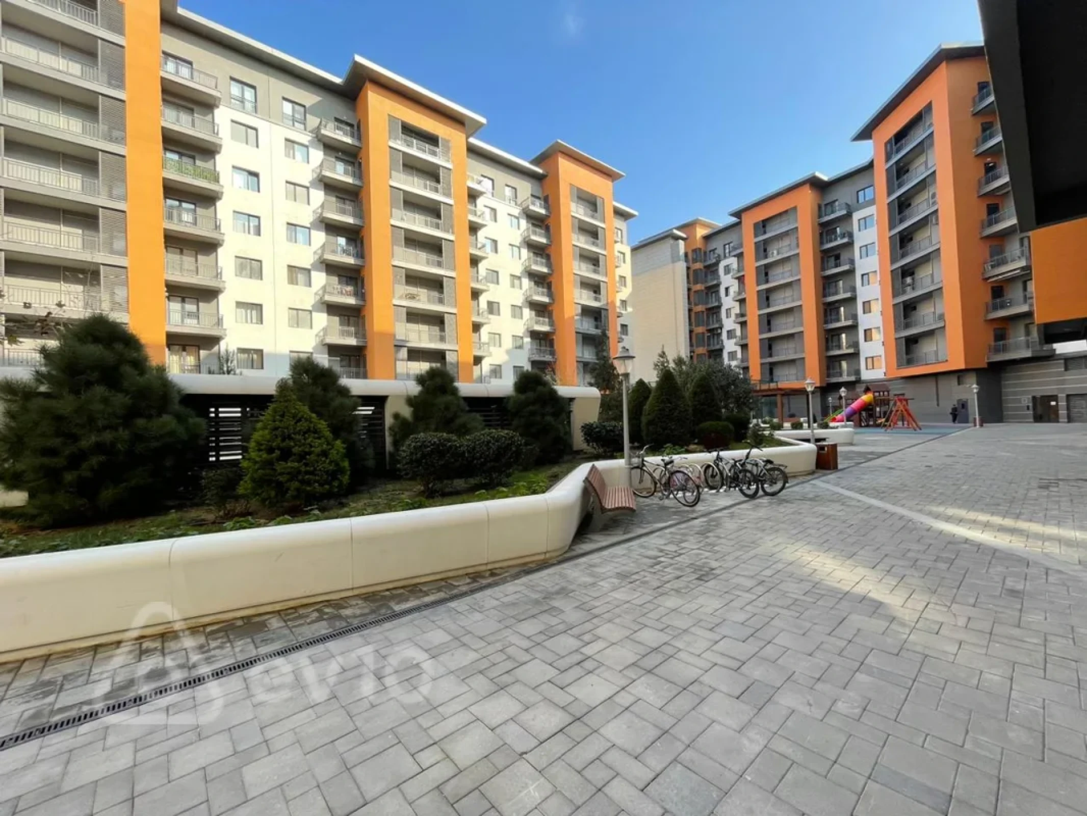 Satılır 4 otaqlı yeni tikili 136 m²