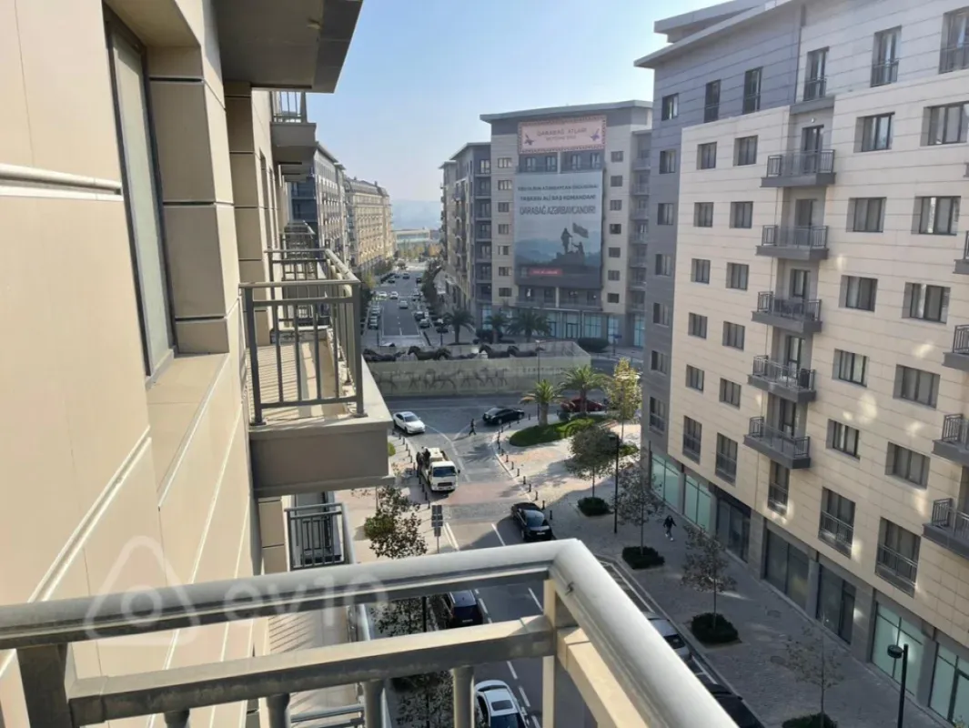Satılır 4 otaqlı yeni tikili 136 m²