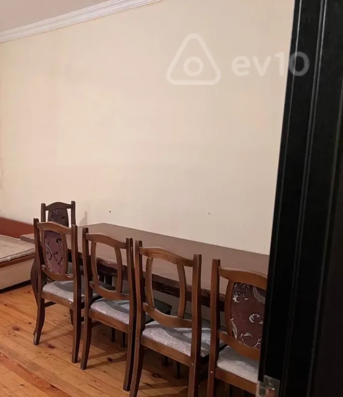 Kirayə verilir 2 otaqlı həyət evi 55 m²