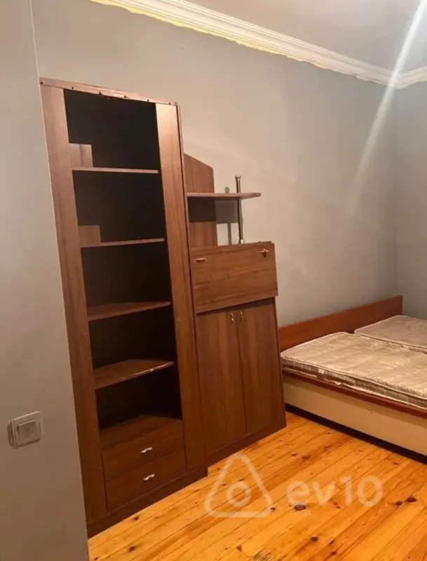 Kirayə verilir 2 otaqlı həyət evi 55 m²