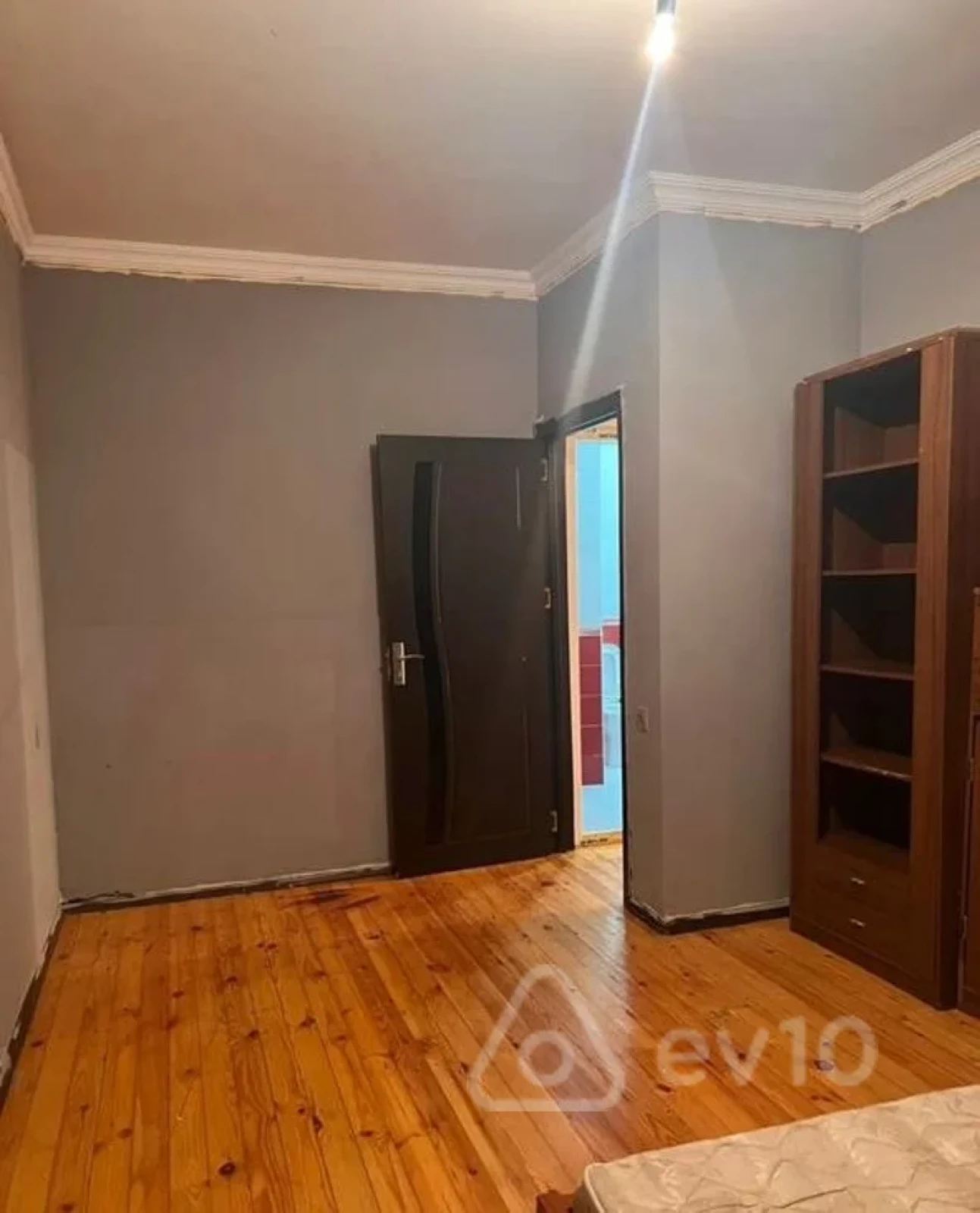 Kirayə verilir 2 otaqlı həyət evi 55 m²