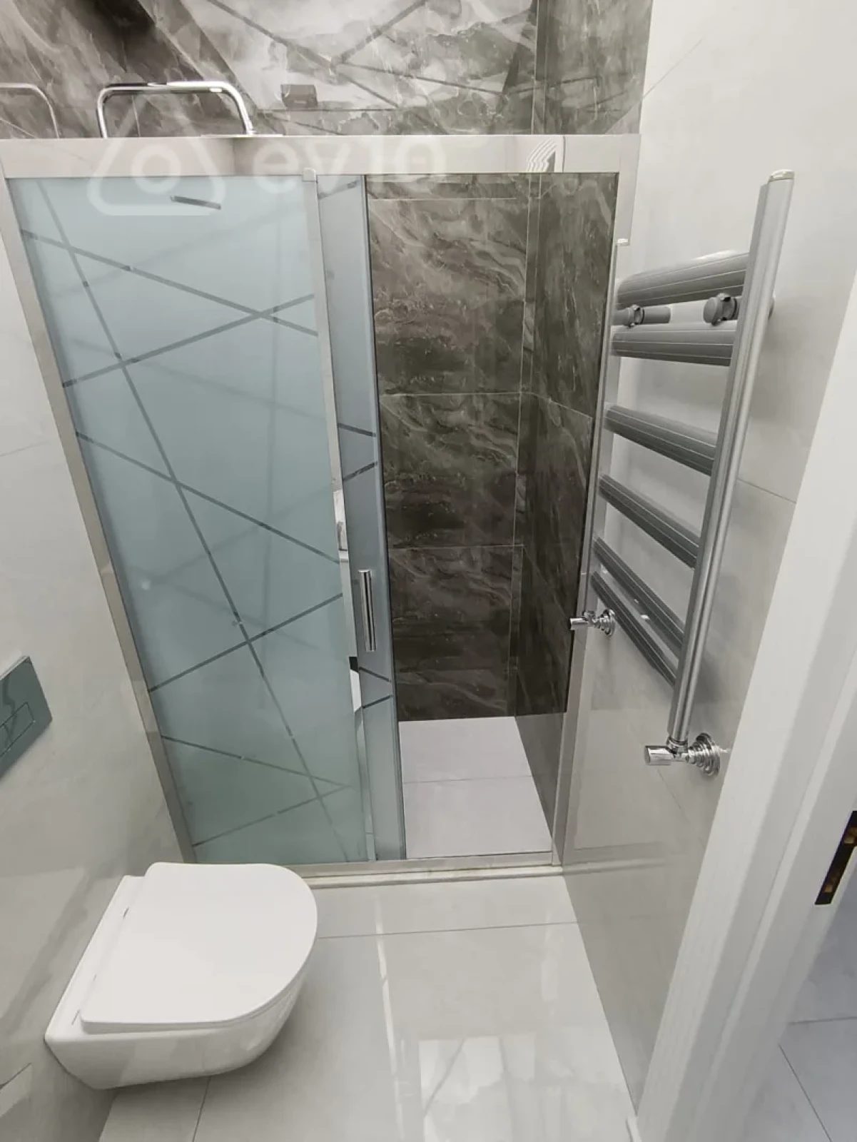 Satılır 3 otaqlı yeni tikili 85 m²