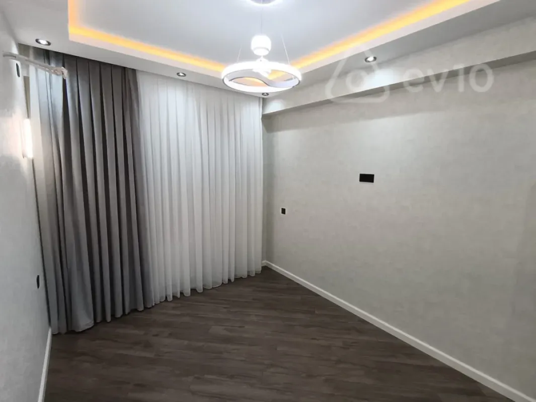 Satılır 3 otaqlı yeni tikili 85 m²