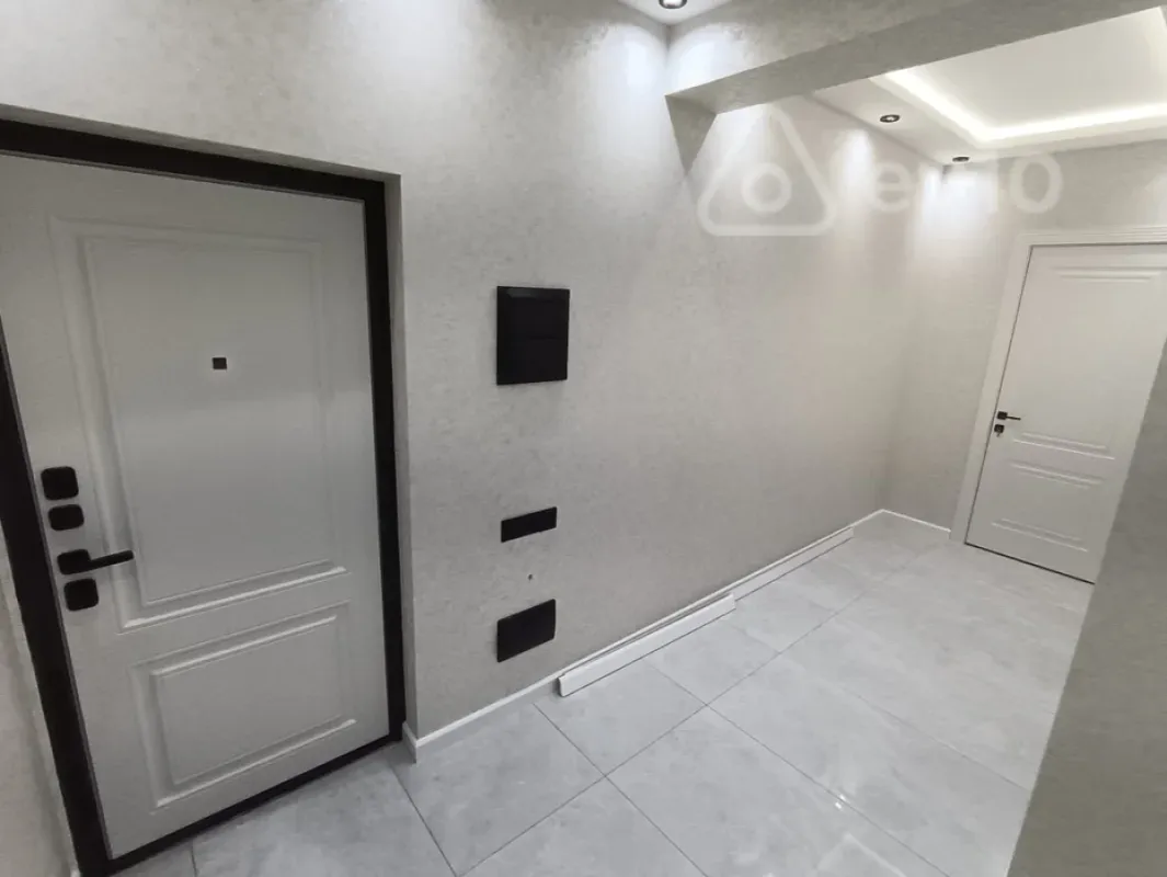 Satılır 3 otaqlı yeni tikili 85 m²