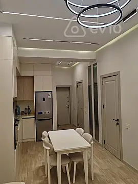 Kirayə verilir 3 otaqlı yeni tikili 65 m²
