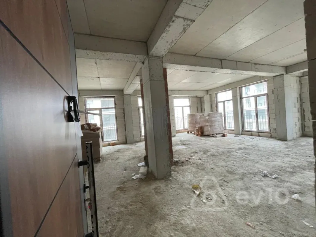 Satılır 3 otaqlı yeni tikili 105 m²
