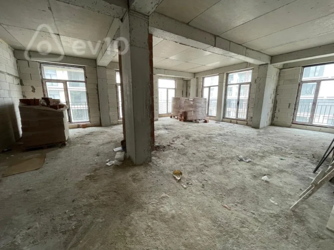 Satılır 3 otaqlı yeni tikili 105 m²
