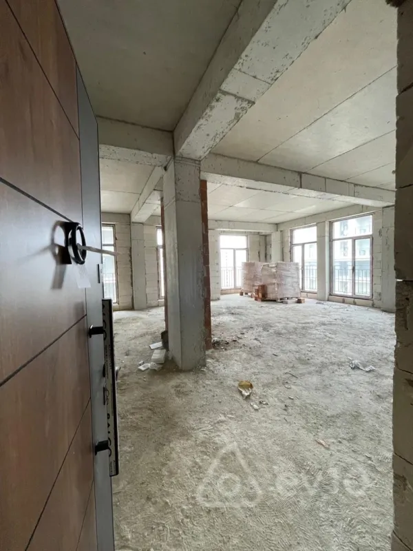 Satılır 3 otaqlı yeni tikili 105 m²