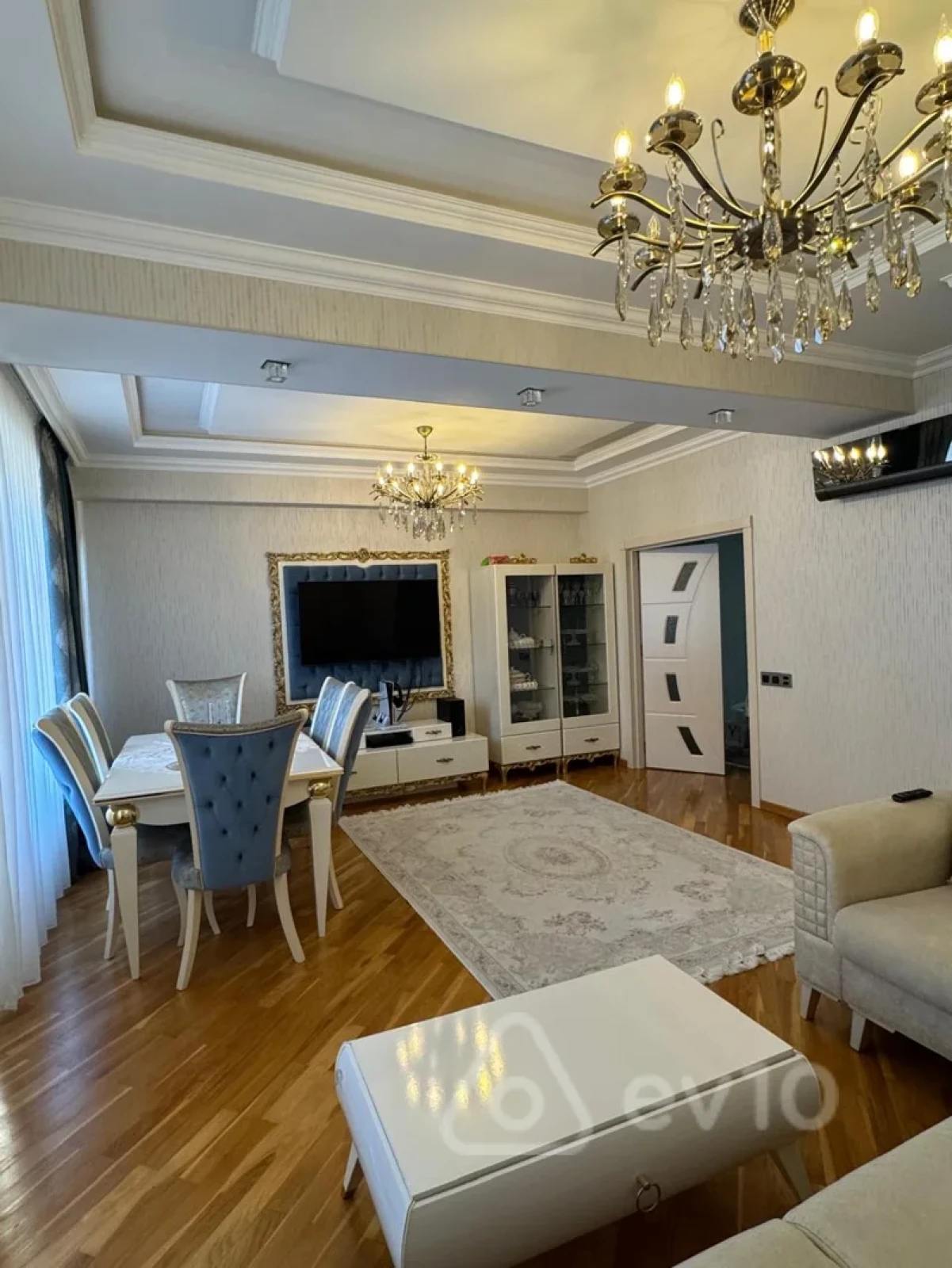 Kirayə verilir 2 otaqlı yeni tikili 80 m²