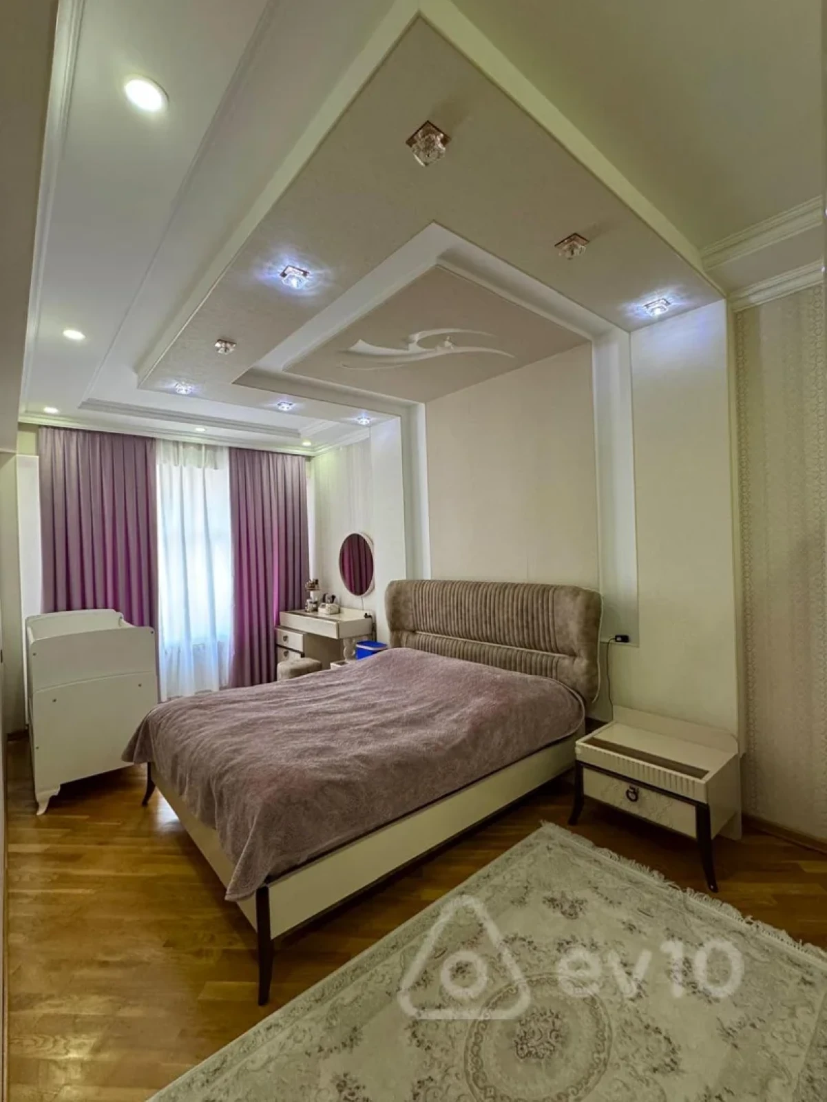 Kirayə verilir 2 otaqlı yeni tikili 80 m²