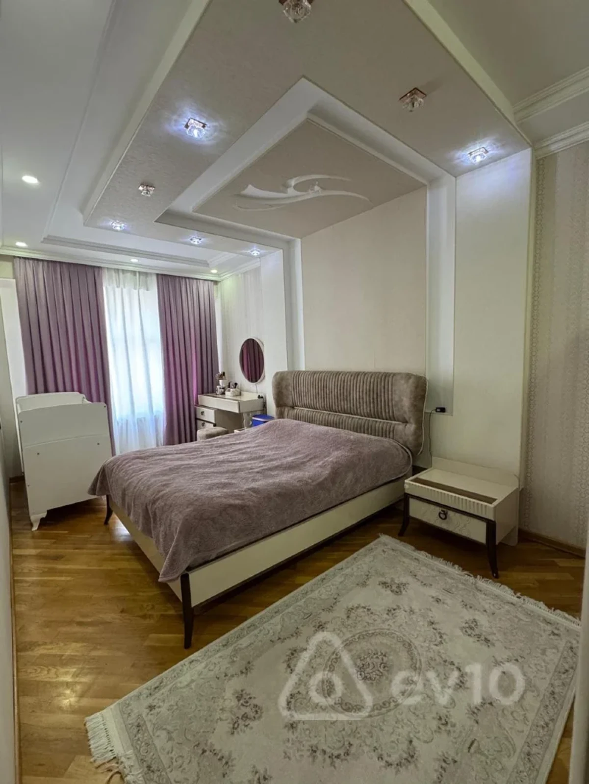 Kirayə verilir 2 otaqlı yeni tikili 80 m²
