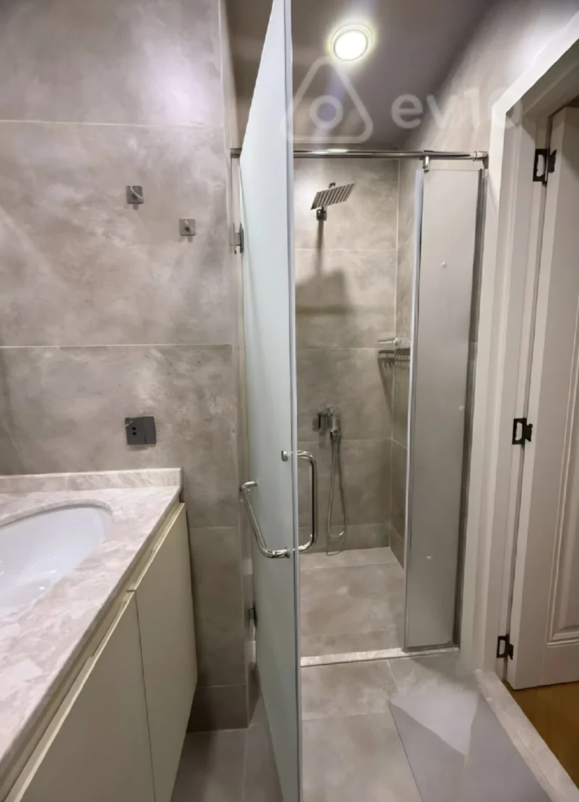 Kirayə verilir 3 otaqlı yeni tikili 76 m²