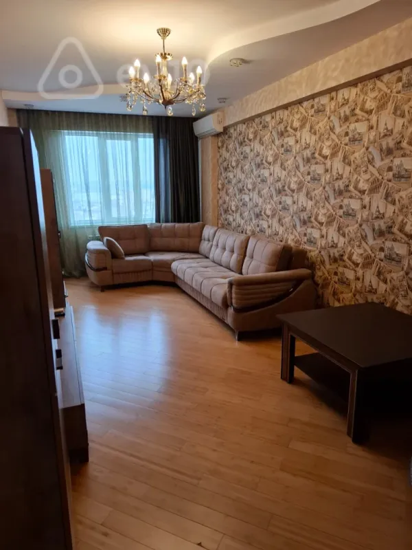 Kirayə verilir 2 otaqlı yeni tikili 65 m²