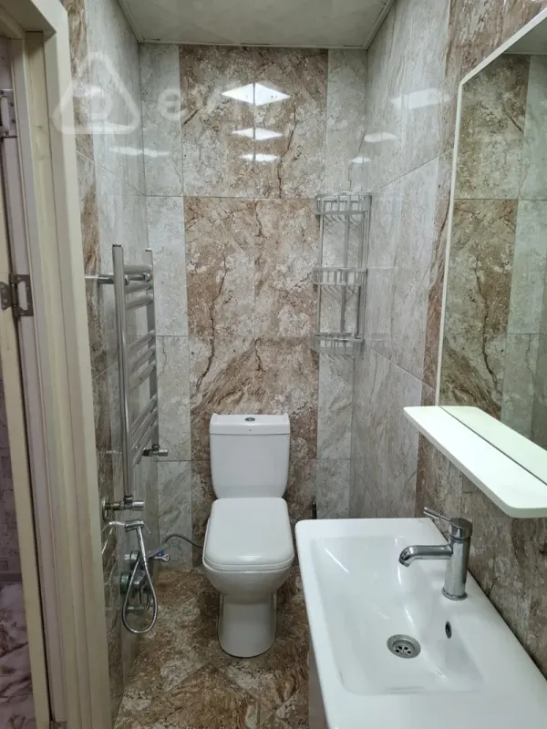 Kirayə verilir 2 otaqlı yeni tikili 65 m²