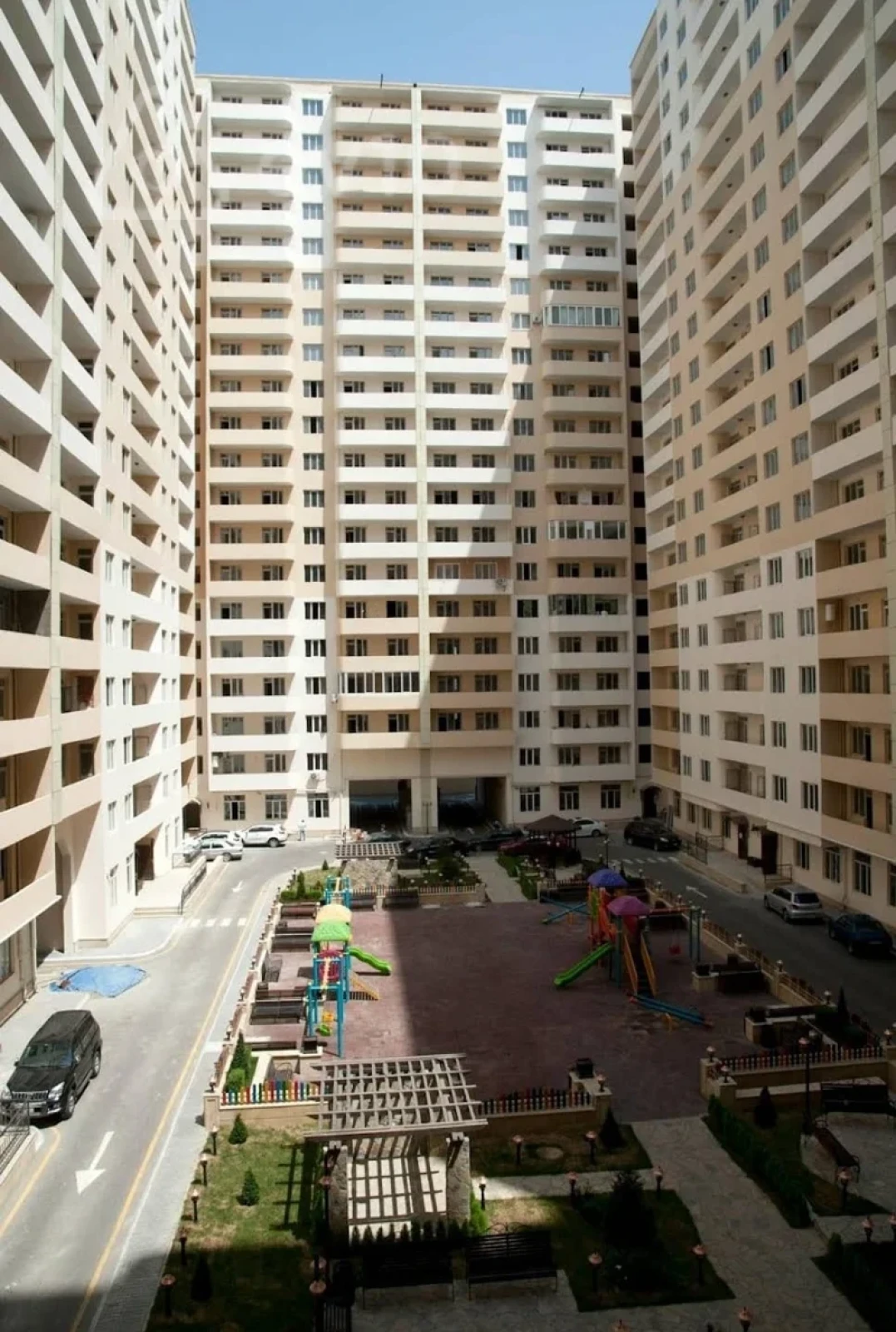 Kirayə verilir 2 otaqlı yeni tikili 65 m²