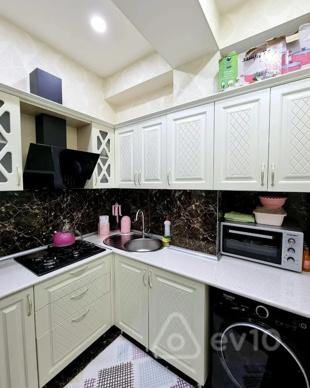 Kirayə verilir 2 otaqlı yeni tikili 70 m²