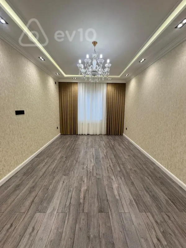 Satılır 2 otaqlı köhnə tikili 60 m²