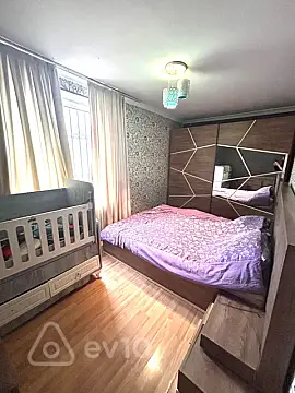 Kirayə verilir 2 otaqlı köhnə tikili 50 m²