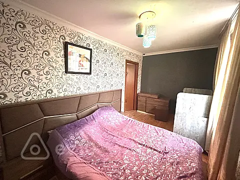 Kirayə verilir 2 otaqlı köhnə tikili 50 m²