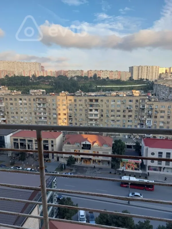 Satılır 4 otaqlı yeni tikili 80 m²