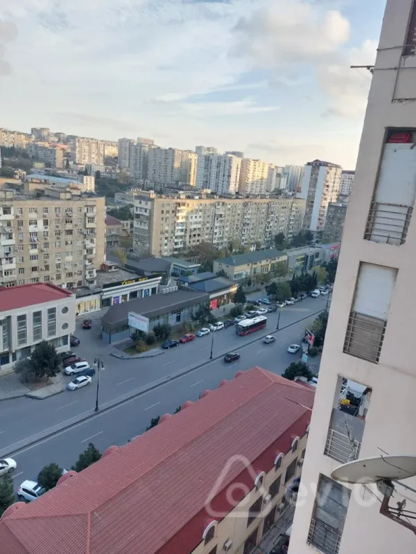 Satılır 4 otaqlı yeni tikili 80 m²