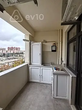 Kirayə verilir 2 otaqlı yeni tikili 75 m²