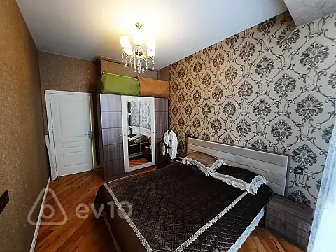 Kirayə verilir 2 otaqlı yeni tikili 70 m²