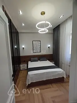Kirayə verilir 2 otaqlı yeni tikili 60 m²
