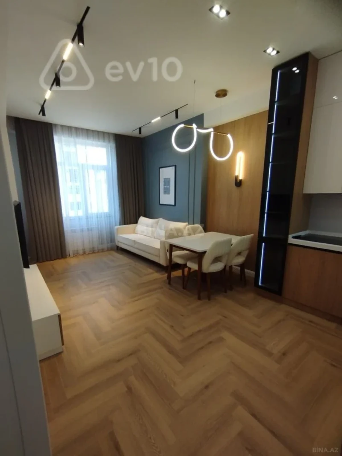 Kirayə verilir 2 otaqlı yeni tikili 60 m²