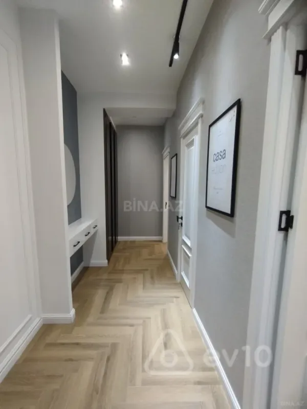 Kirayə verilir 2 otaqlı yeni tikili 60 m²