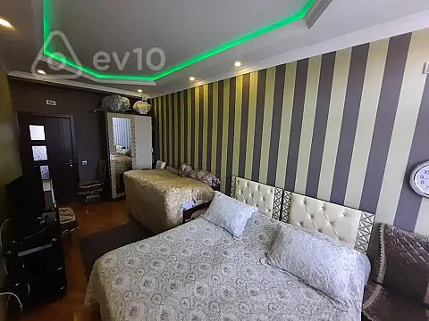 Kirayə verilir 3 otaqlı yeni tikili 125 m²