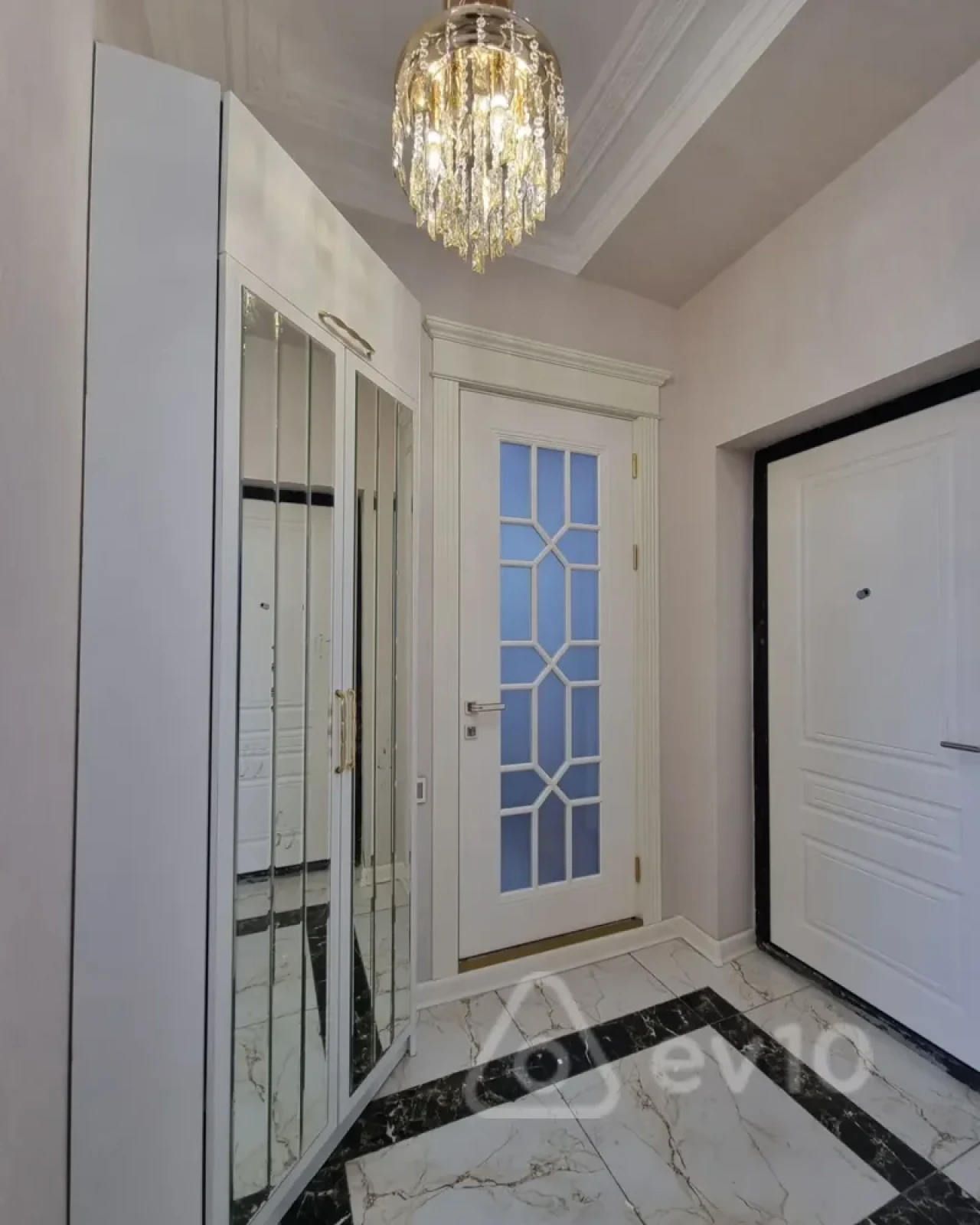 Kirayə verilir 2 otaqlı yeni tikili 55 m²