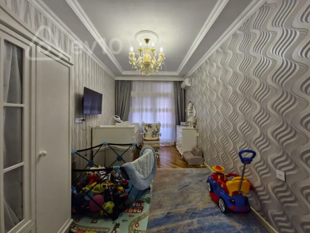 Satılır 4 otaqlı yeni tikili 165 m²