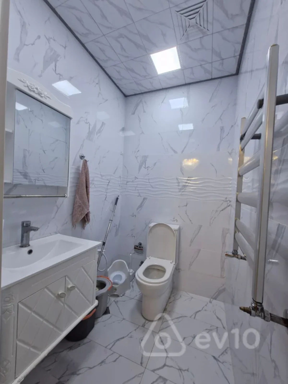 Satılır 4 otaqlı yeni tikili 165 m²