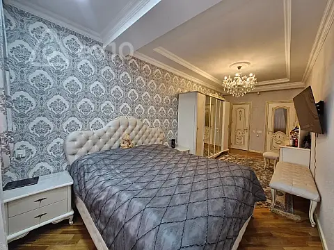 Satılır 4 otaqlı yeni tikili 165 m²