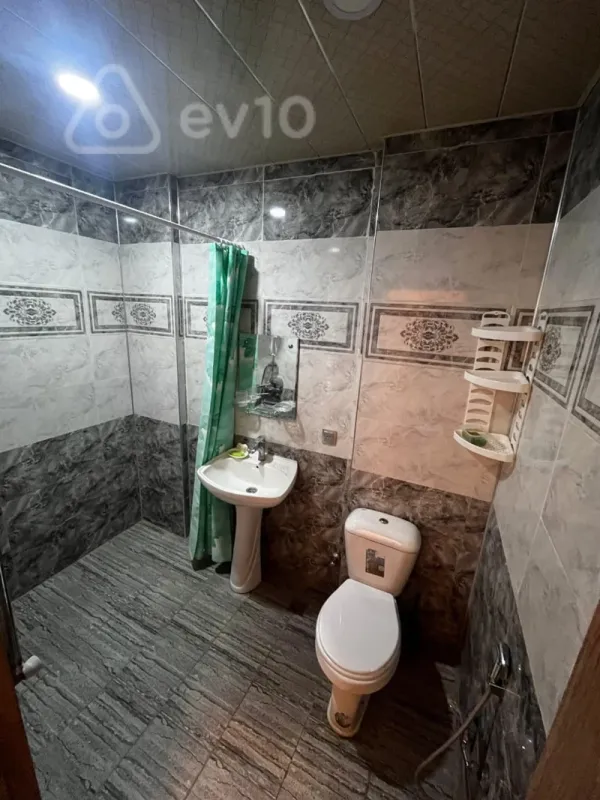 Kirayə verilir 2 otaqlı yeni tikili 55 m²