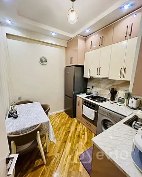 Kirayə verilir 3 otaqlı yeni tikili 86 m²