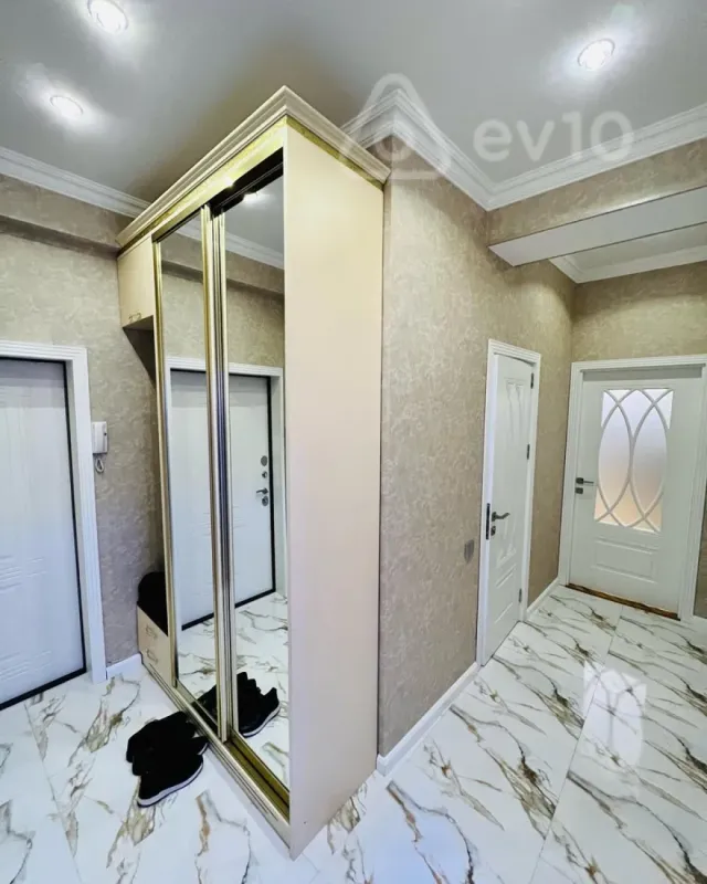 Kirayə verilir 3 otaqlı yeni tikili 86 m²