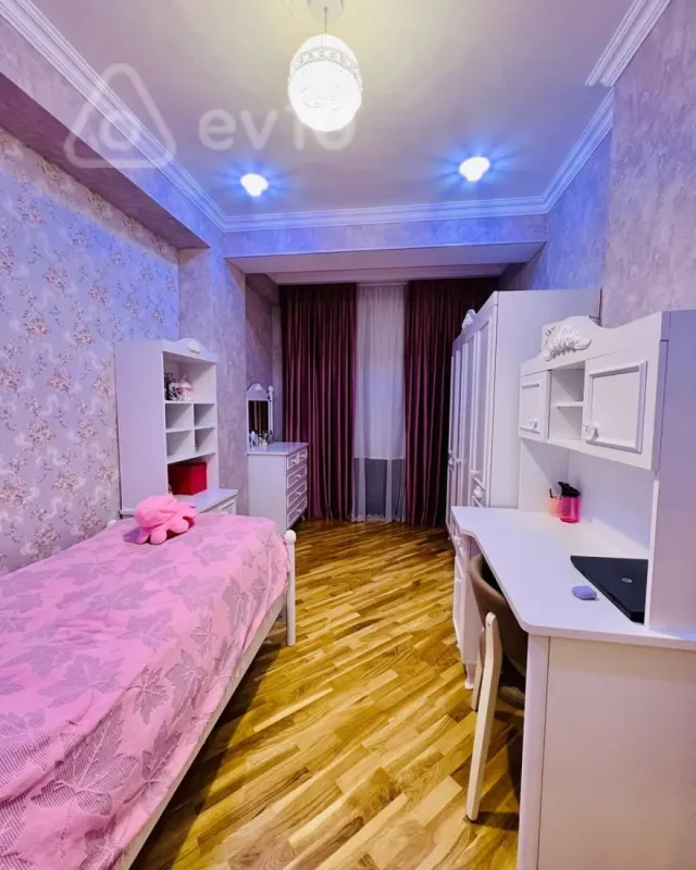 Kirayə verilir 3 otaqlı yeni tikili 86 m²