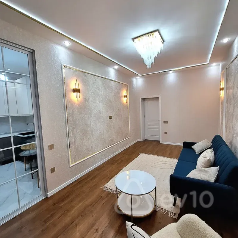 Kirayə verilir 2 otaqlı yeni tikili 75 m²