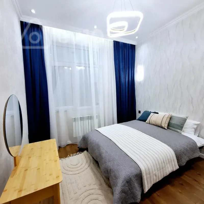 Kirayə verilir 2 otaqlı yeni tikili 75 m²