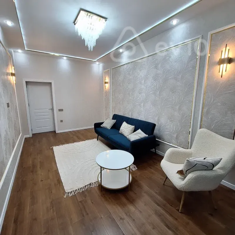Kirayə verilir 2 otaqlı yeni tikili 75 m²