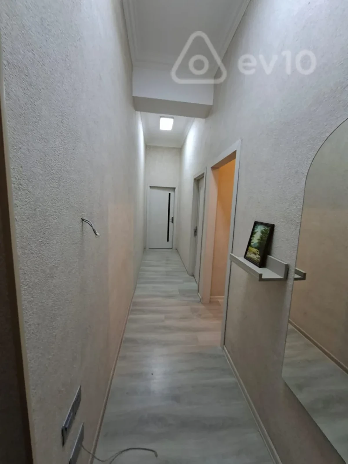 Kirayə verilir 2 otaqlı yeni tikili 70 m²