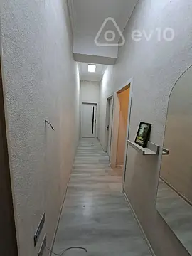 Kirayə verilir 2 otaqlı yeni tikili 70 m²