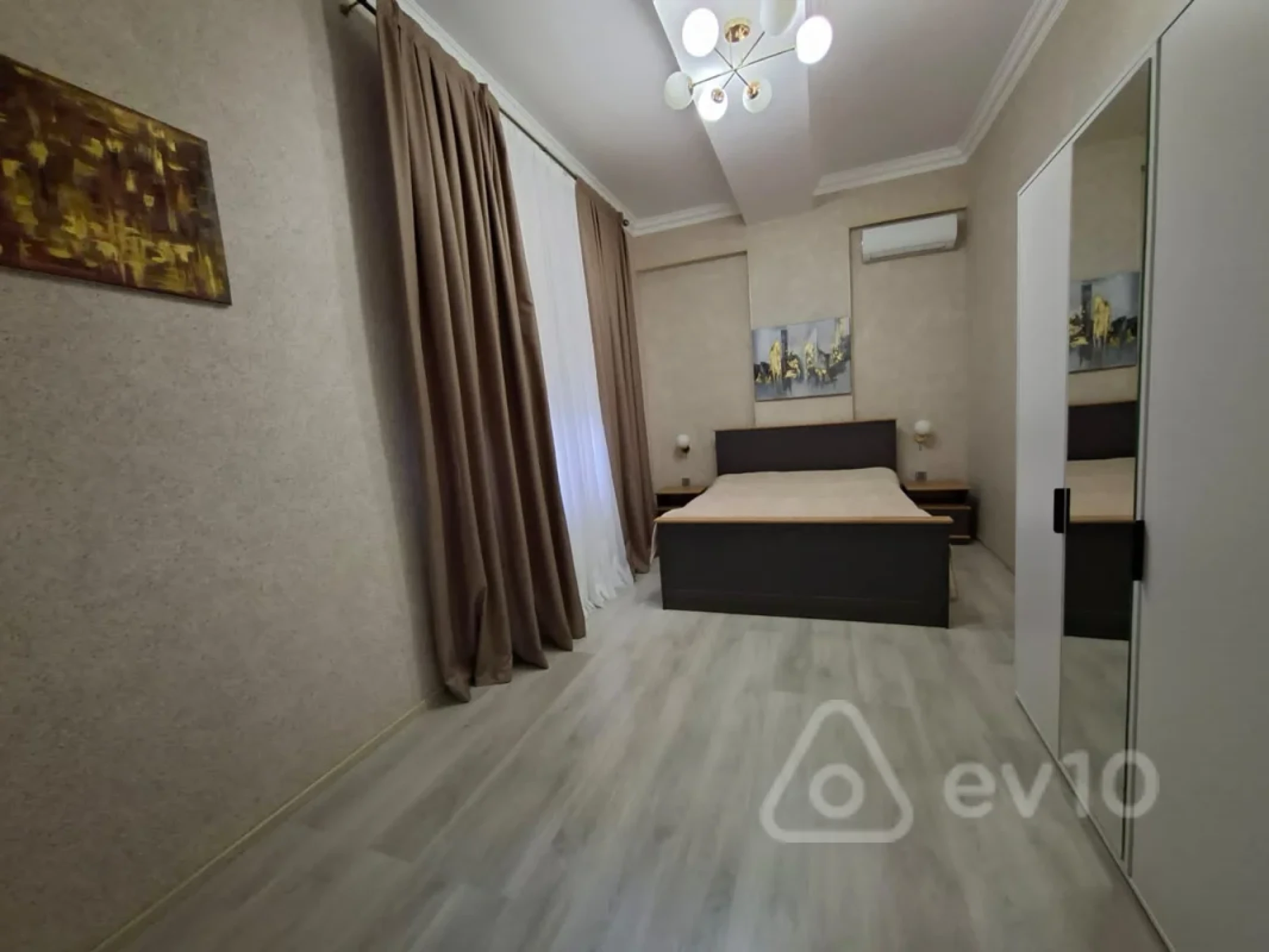 Kirayə verilir 2 otaqlı yeni tikili 70 m²